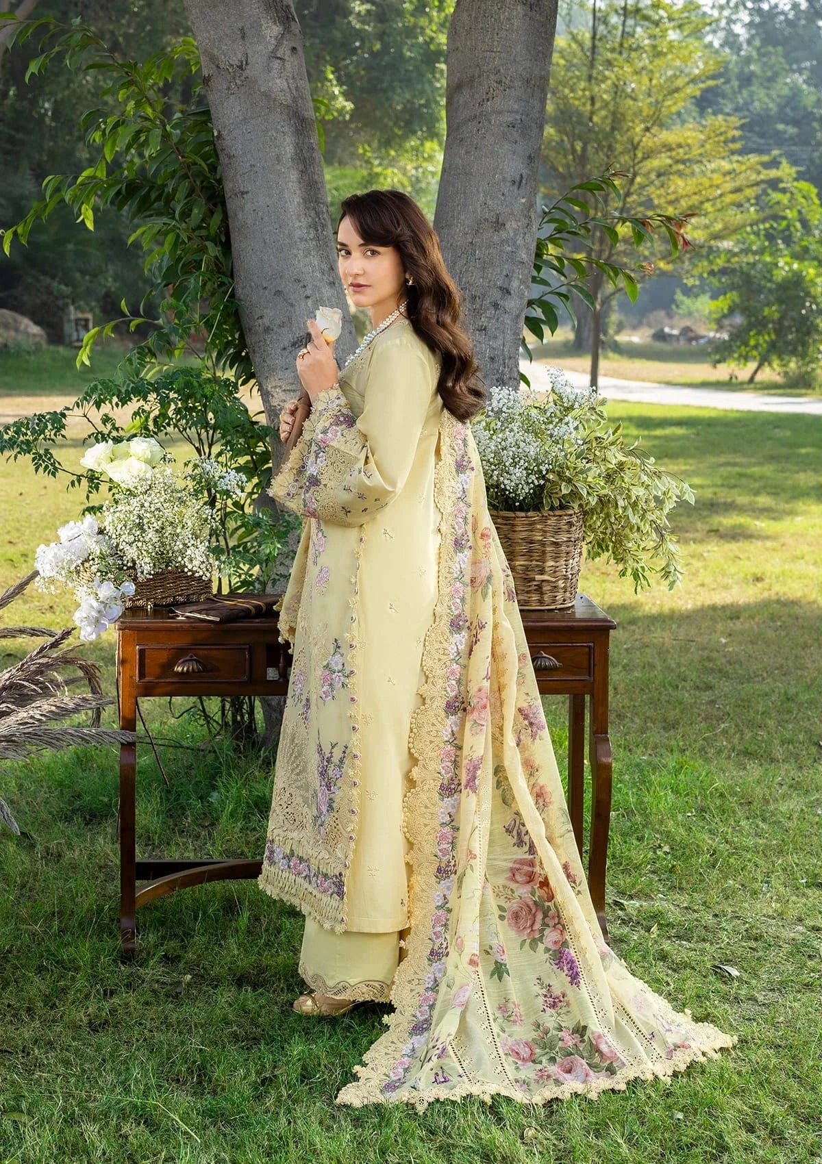 Elaf Premium Embroidered Luxury Lawn 3Pc Suit ELY-05 SOUCI
