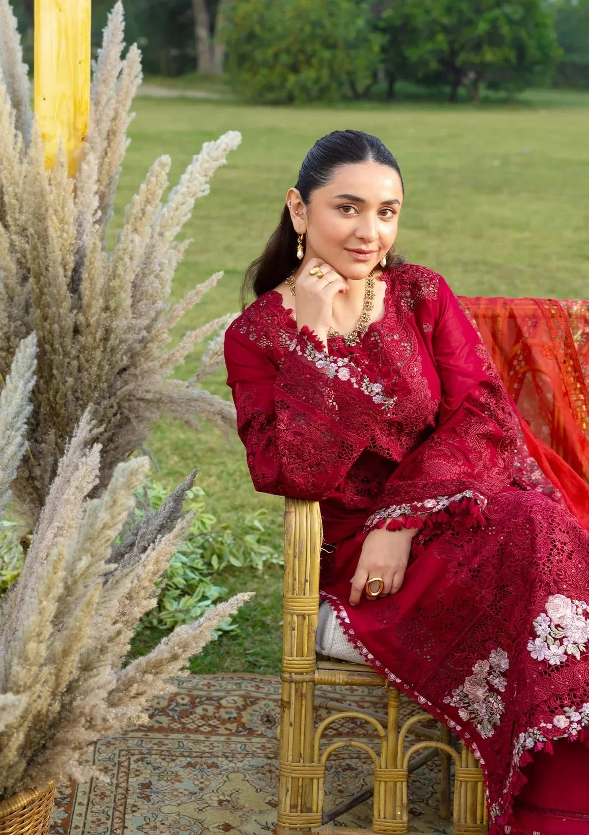 Elaf Premium Embroidered Luxury Lawn 3Pc Suit ELY-10 CHERIE LADY