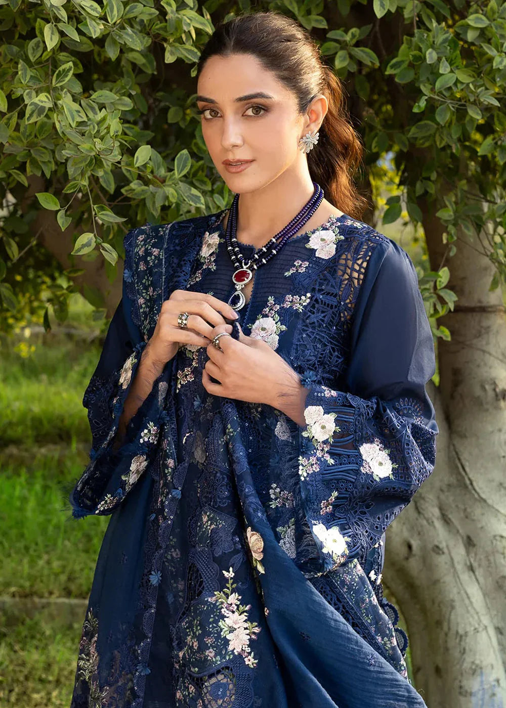 Elaf Premium Embroidered Luxury Lawn 3Pc Suit ELY-4B BLUE BELLE