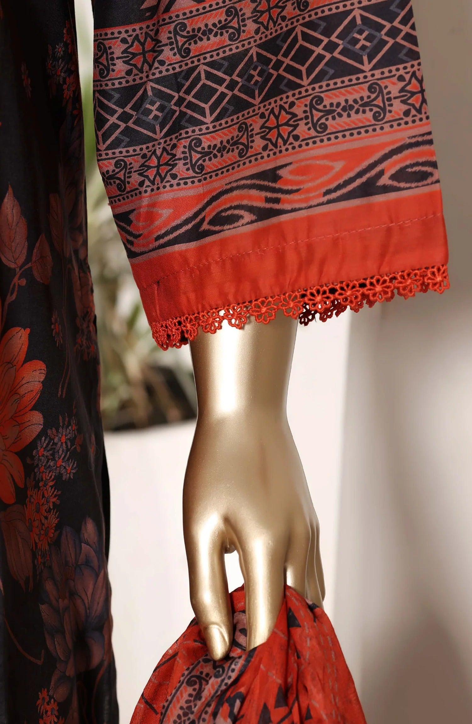 Sadabahar Printed Lawn Stitched 3 Piece Suit - D-02 - SBD26NLP - Black - Summer Collection