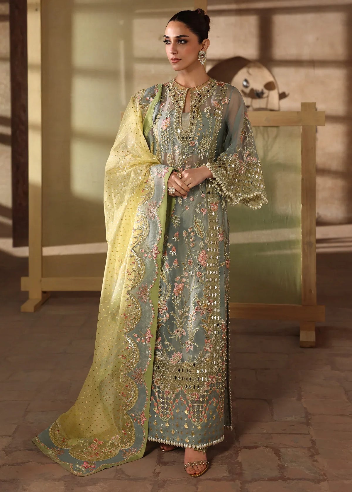 D6 - SUNSHINE BLUE JHALAК