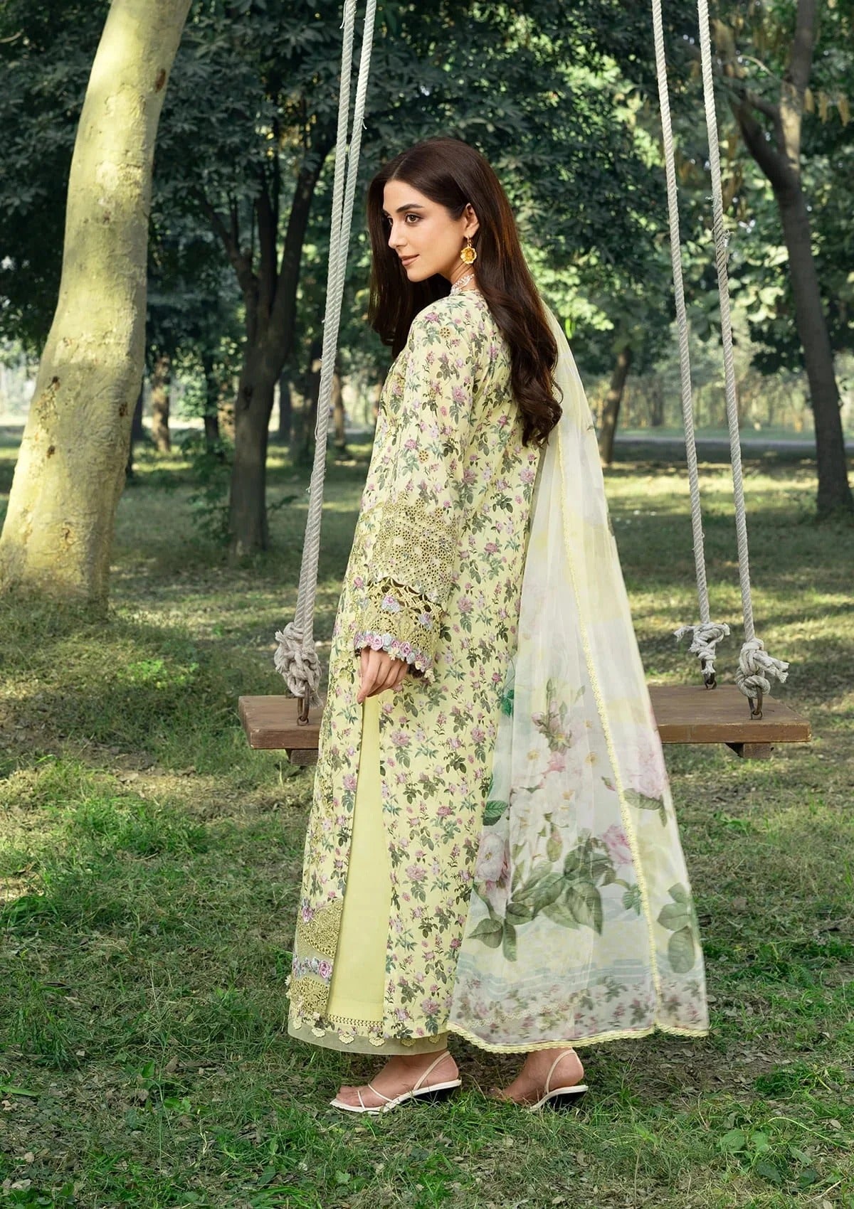 Elaf Premium Print Chikankari Lawn Unstitched 3PC Suit – ERC-6A Eyra