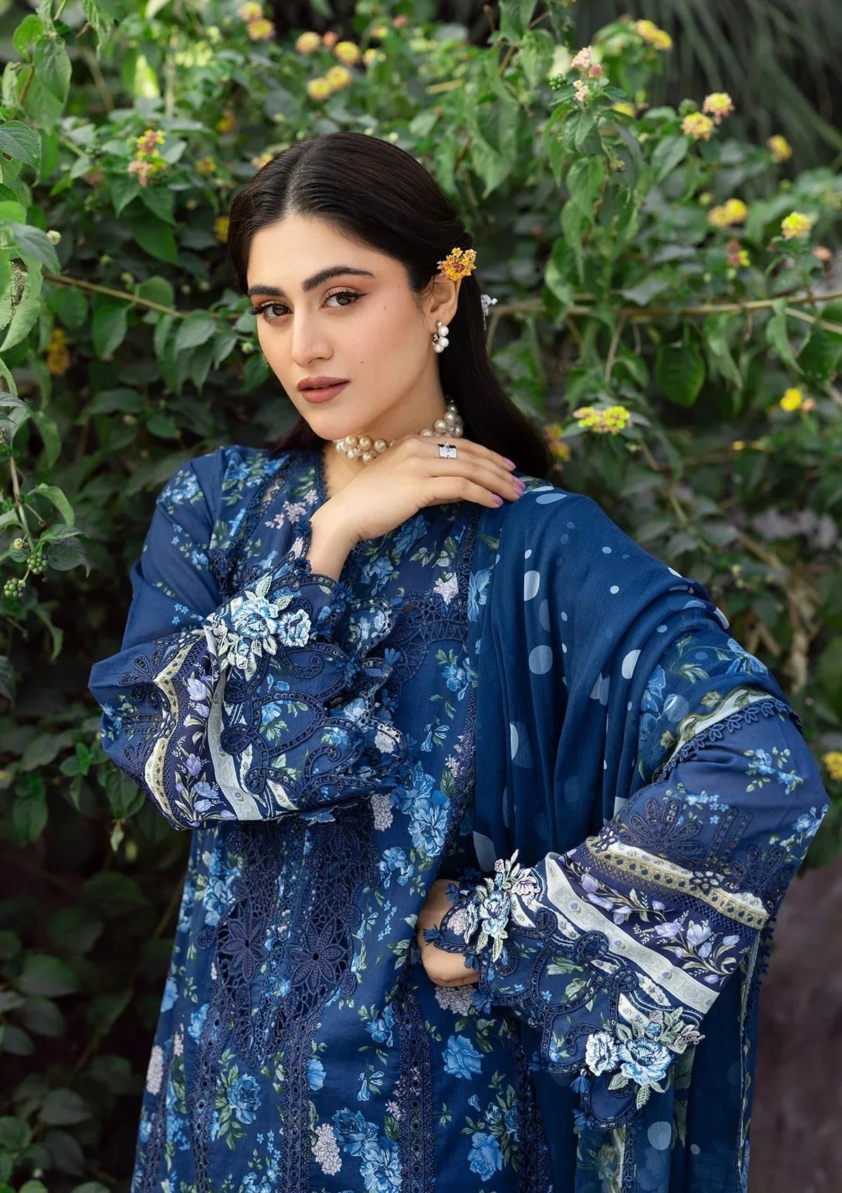 Elaf Premium Print Chikankari Lawn Unstitched 3PC Suit – ERC-3B Neel