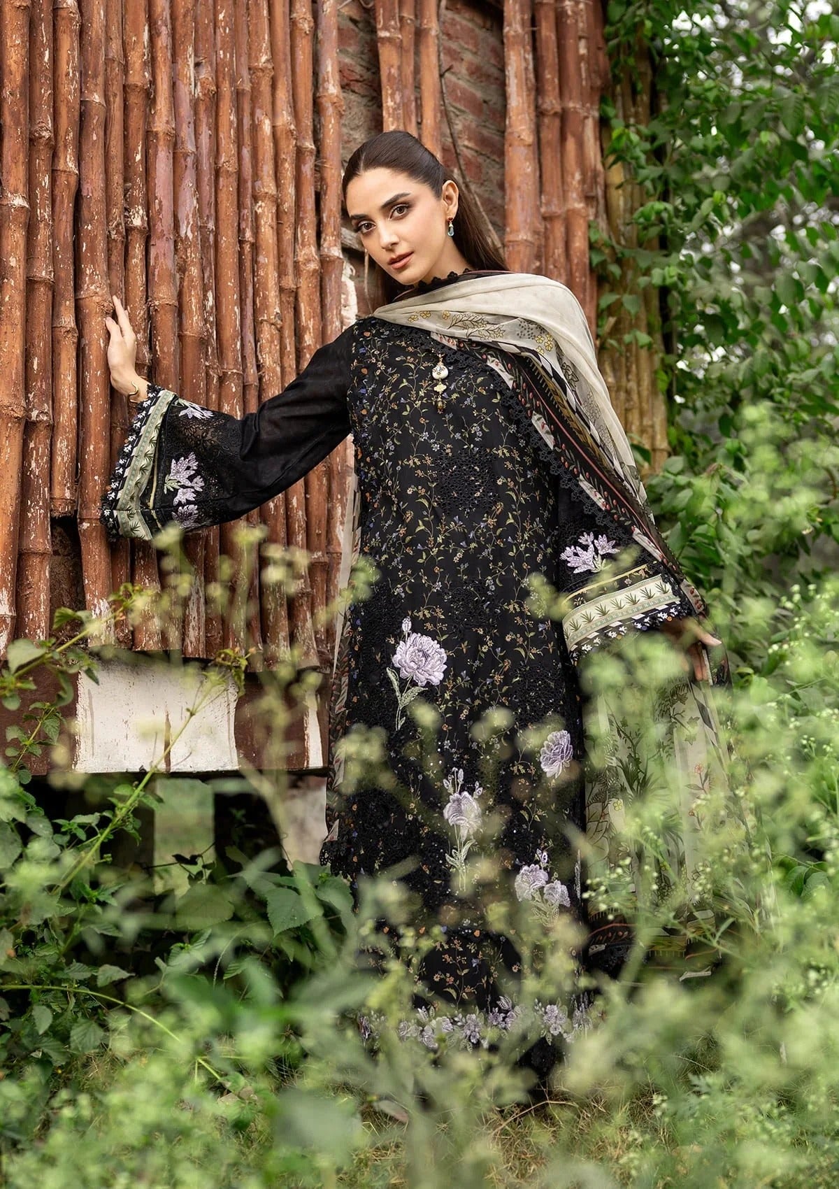 Elaf Premium Print Chikankari Lawn Unstitched 3PC Suit – ERC-4A Koyal