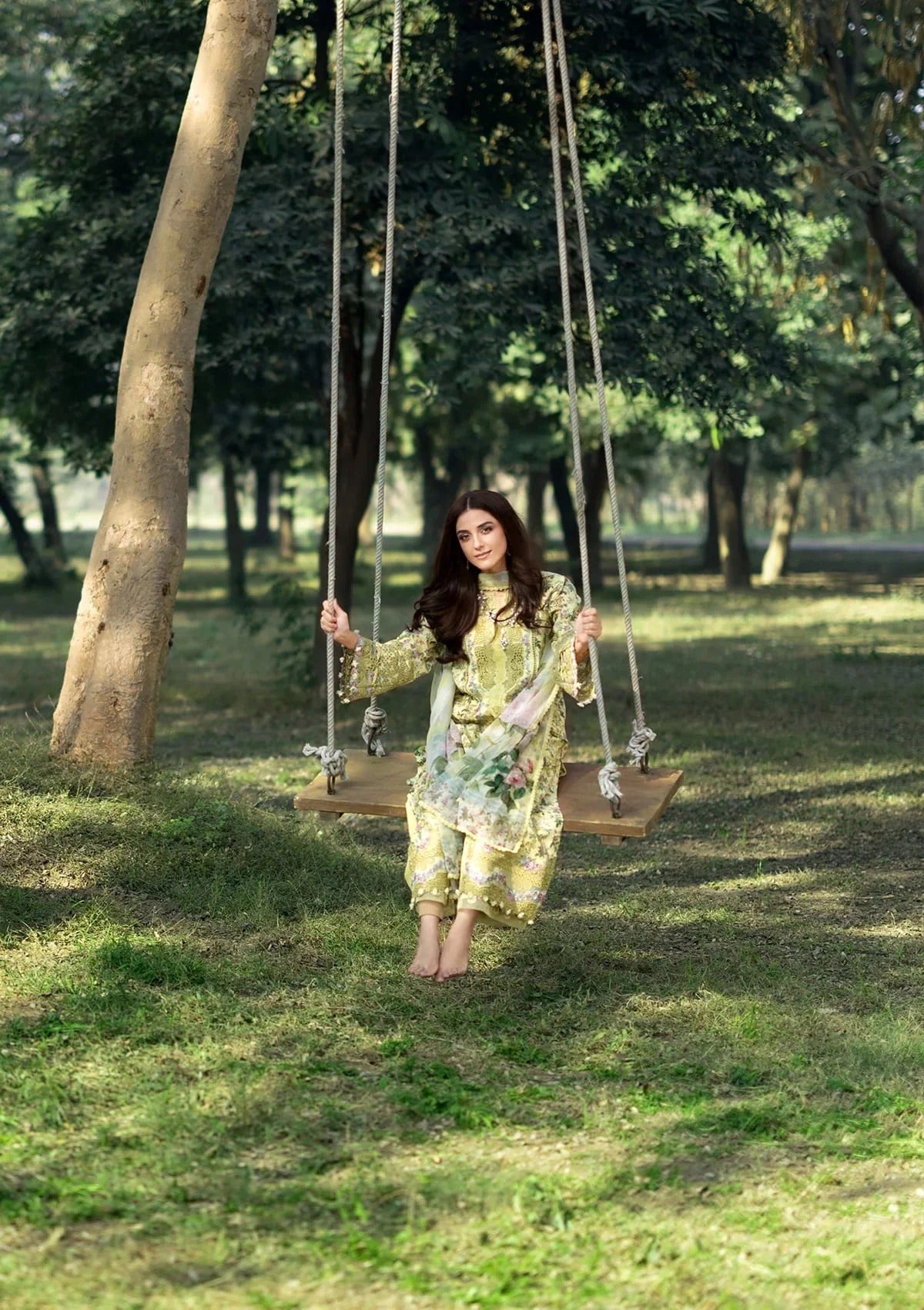 Elaf Premium Print Chikankari Lawn Unstitched 3PC Suit – ERC-6A Eyra