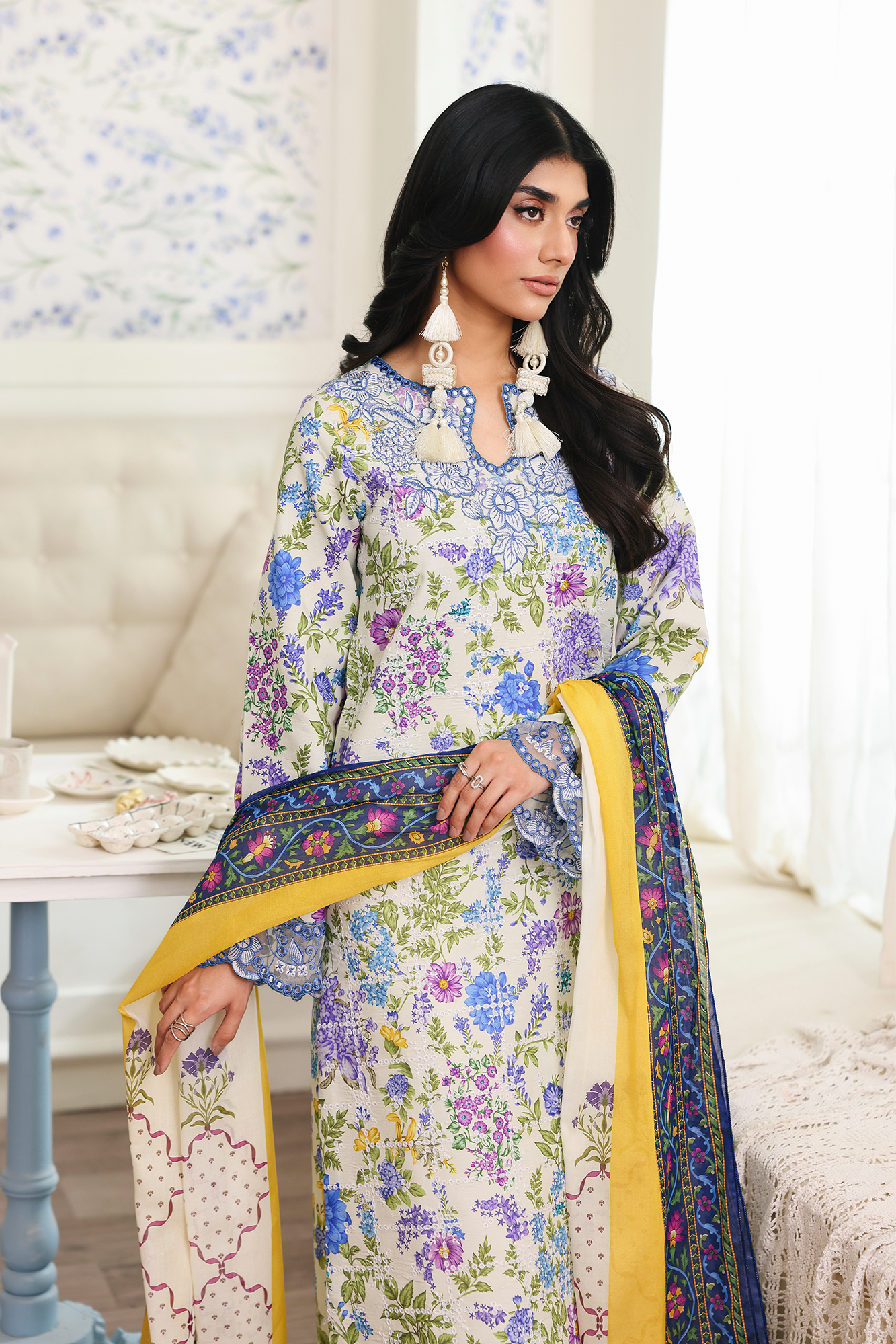 Nissa Floral Symphony 02